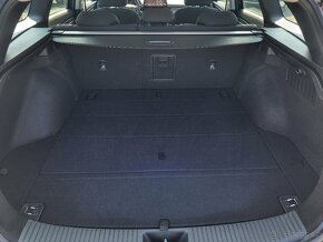 HYUNDAI i30 WG 1.6 CRDi 85kW STYLE - 1.majitel - ČR - 17