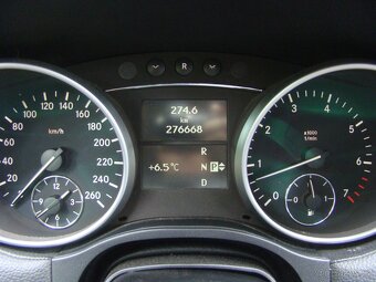 Mercedes-Benz GL 450 V8 4MATIC 7-MÍST - 17