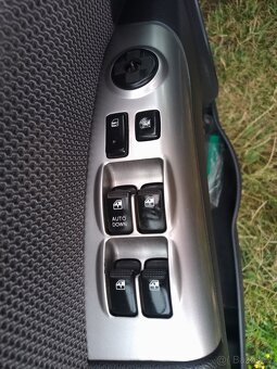 KIA Sportage 2009, benzín 2.0i (104 kW), LPG, 4WD, tažné - 17