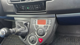 Fiat Ulysse 2,2 JTD 94 kW - 17