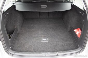 Volkswagen Passat Variant - 17