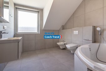 Pronájem novostavby rodinného domu č. 39, 128 m2 s garáží v  - 17