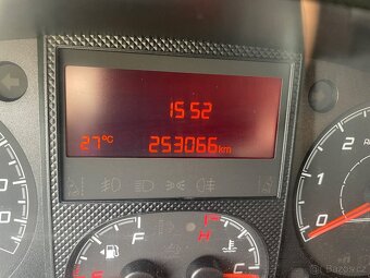 Citroen Jumper 2.2 HDi 9 míst serviska GO motoru - 17