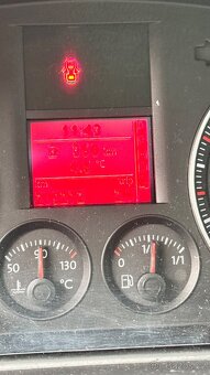 VW Touran 1.6 FSI - 17