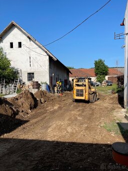 Zemní práce, autodoprava, kontejnery, demolice - 17