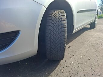 Škoda Roomster 1.4 16V 63kW,aut.klima,vyhř.sedačky - 17
