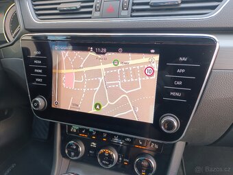 Škoda Superb 3 Combi 2.0TDI 110kW DSG 107tkm Matrix Tažné Qi - 17