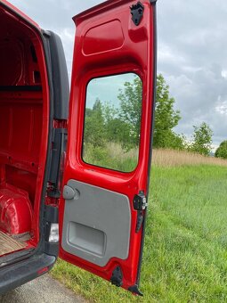 Opel Vivaro 1.9 cdti L2H2 nová STK - 17