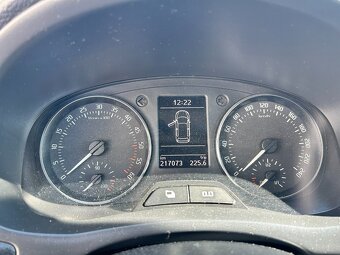 Škoda Fabia 1.6 TDI 2013 Combi 77 kw Elegance - 17