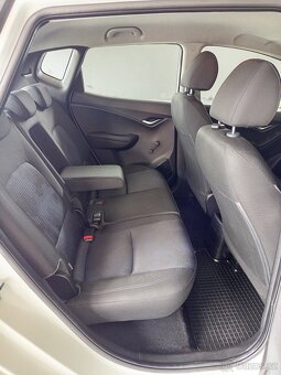 Hyundai IX20 1.4 CRDI 66 kW - 2012, CEBIA - 17