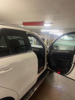 Mercedes-Benz ML 320 - 17