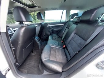 Škoda Octavia Scout 2,0TDi 103kW 4x4 AUTO A/C - 17