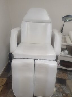 Pedikérské křeslo - 17