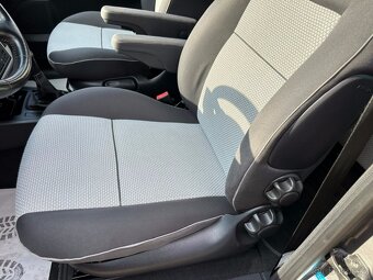 Volkswagen Sharan 2.0Tdi 103kw 7-Míst - 17