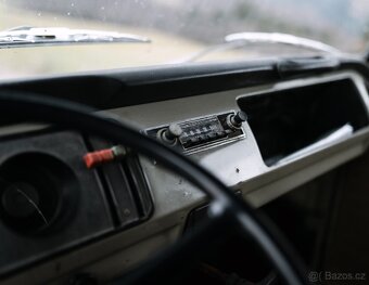 VW T2a highroof - 17