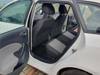 Seat ibiza kombi nová stk - 17