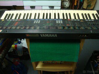 Elektrické klávesy varhany syntezátor Yamaha PSR-4500 1989 - 17