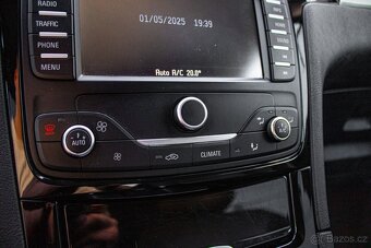 Ford Galaxy 2.0 TDCi DPF Titanium - 17