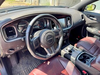 Dodge Charger SXT 3,6L Pentastar 100th anniversary edition - 17