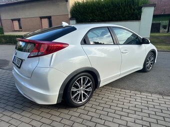 Honda Civic 1.6 i-DTEC model 2014 - 17