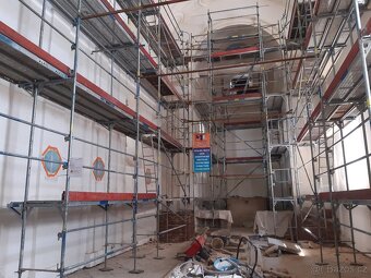 Pronájem a montáž lešení - 17