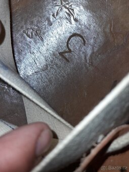 Stará policejní přilba VB, SNB, + Opasek - 17