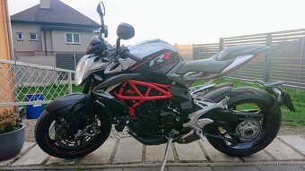 MV AGUSTA BRUTALE 800RR - 17