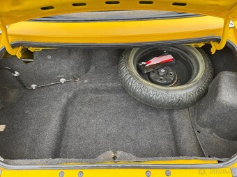 Mazda MX-5 NA Miata 1,6 90PS Sunracer rok 1995 - 17