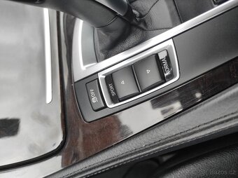 BMW 528i 190kW AUTOMAT - 17