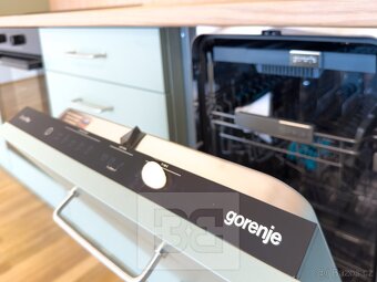 Pronájem bytu 1+kk 42 m², Praha - Smíchov, ev.č. N08568 - 17