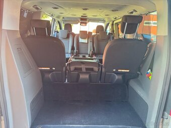 Ford Tourneo Custom - 17