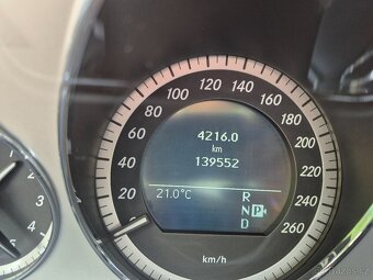 Mercedes-Benz  E 350 cdi - 17