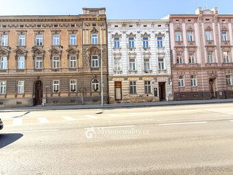 Prodej zrekonstruovaný a vybavený byt 1+kk, 27 m2 - ul. Havl - 17
