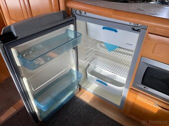 Hobby Prestige 650, 6 osob, stan, bojler, sprcha, solár - 17