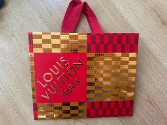 Papírové tašky značky LOUIS VUITTON - 17