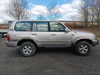 Toyota Landcruiser HDJ100 4,2TD Automat - 17