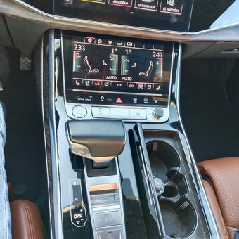 AUDI Q8 3,0TDi 210kW 50 TDi S-LINE odp DPH WEBASTO - 17