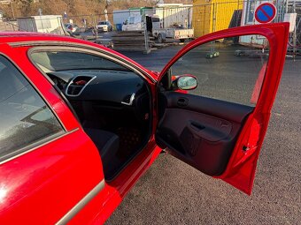 Peugeot 206, 1,1 44kW, SERVISKA - 17