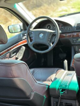 BMW e39 528i 142 kw Automat - 17