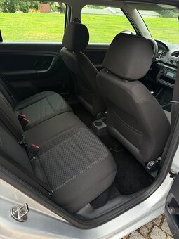 Škoda Fabia 2 facelift combi 1.6tdi 158tkm tažné BEZ KOROZE - 17