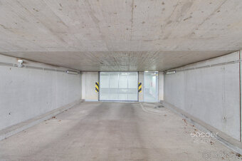Prodej bytu 4+kk/sklep/garážové stání/balkon, 104m2, ul. Nep - 17