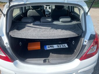 Opel Corsa 1,3 CDTi Serviska, Tažné, Klima - 17
