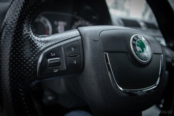 Škoda Octavia Combi RS 147kW DSG - 17