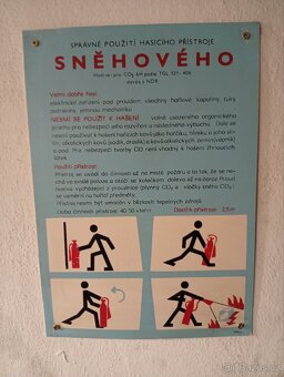 Vybavení dílny. Nabíječka, hasicí přístroj, pila - 17