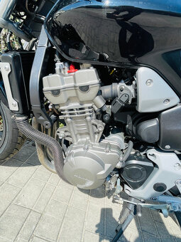 Honda CB 900 F Hornet r.v.2003 najeto 47tis km náhradní díly - 17