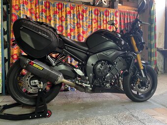 Yamaha FZ8 - 17