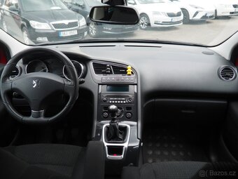 2011 Peugeot 5008 1.6i 115kW 7míst - 17