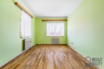 Dvougenerační RD (3+1, 4+kk), 2.135 m2 pozemek, Železný Brod - 17