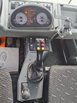 Prodám sklápěč KIEFER 1152 EURO 6 4x4 S3 zimní údržba - 17