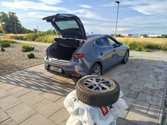 Mazda 3 Comfort+ 2,0 90 kW-Top stav, servis Mazda - 17